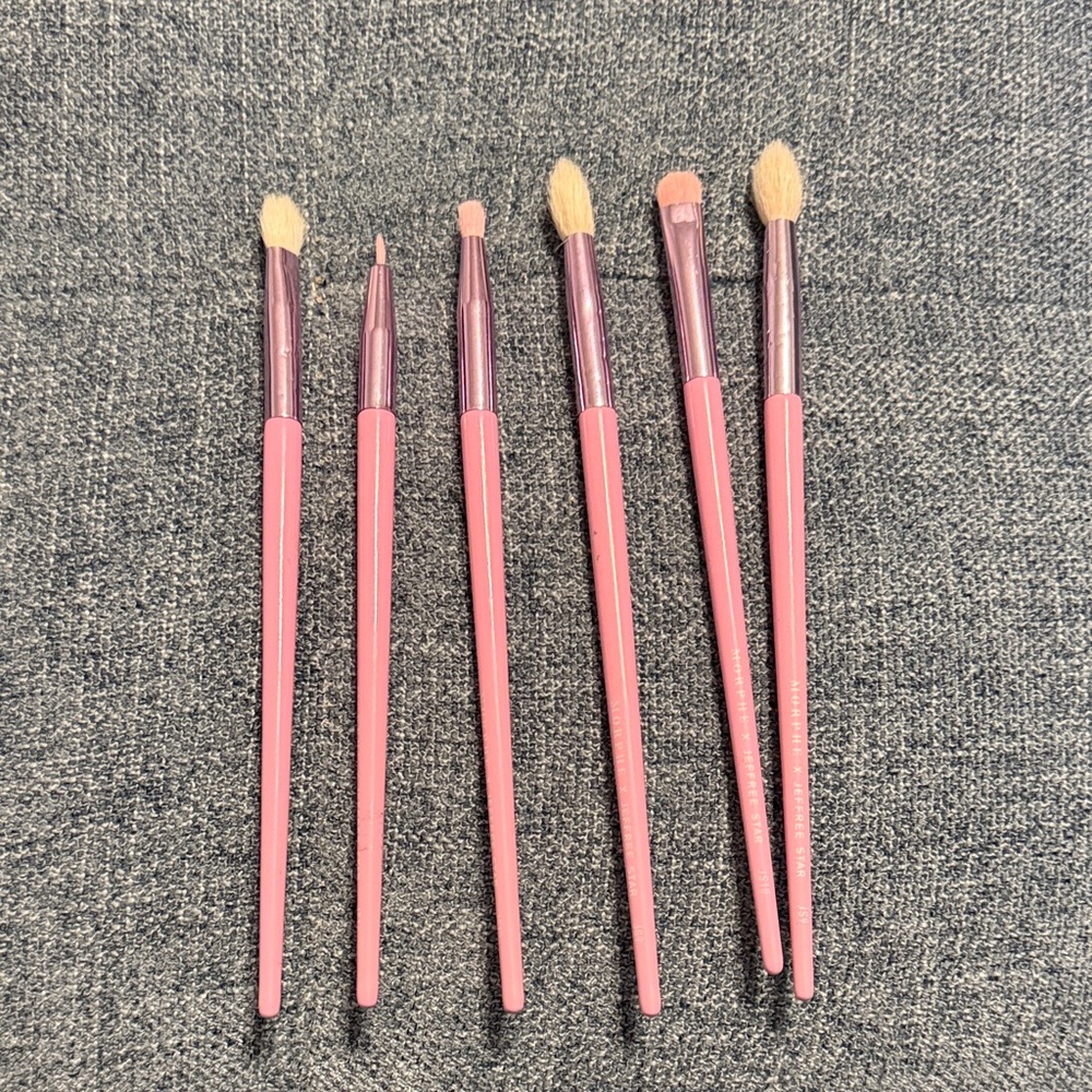 Morphe x Jeffrey Star 6 piece brush set